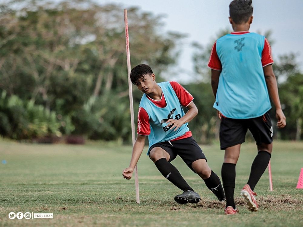 Tepis Isu Pindah Klub, Kontrak Hokky Caraka di PSS hingga 2024    