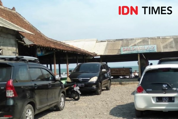 Lebaran, Rumah Makan Seafood Pantai Depok Raup Untung Jutaan