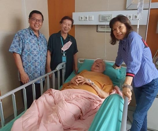 Lo Siauw Ging, Dokter Dermawan asal Solo Sakit, Jalani Fisioterapi