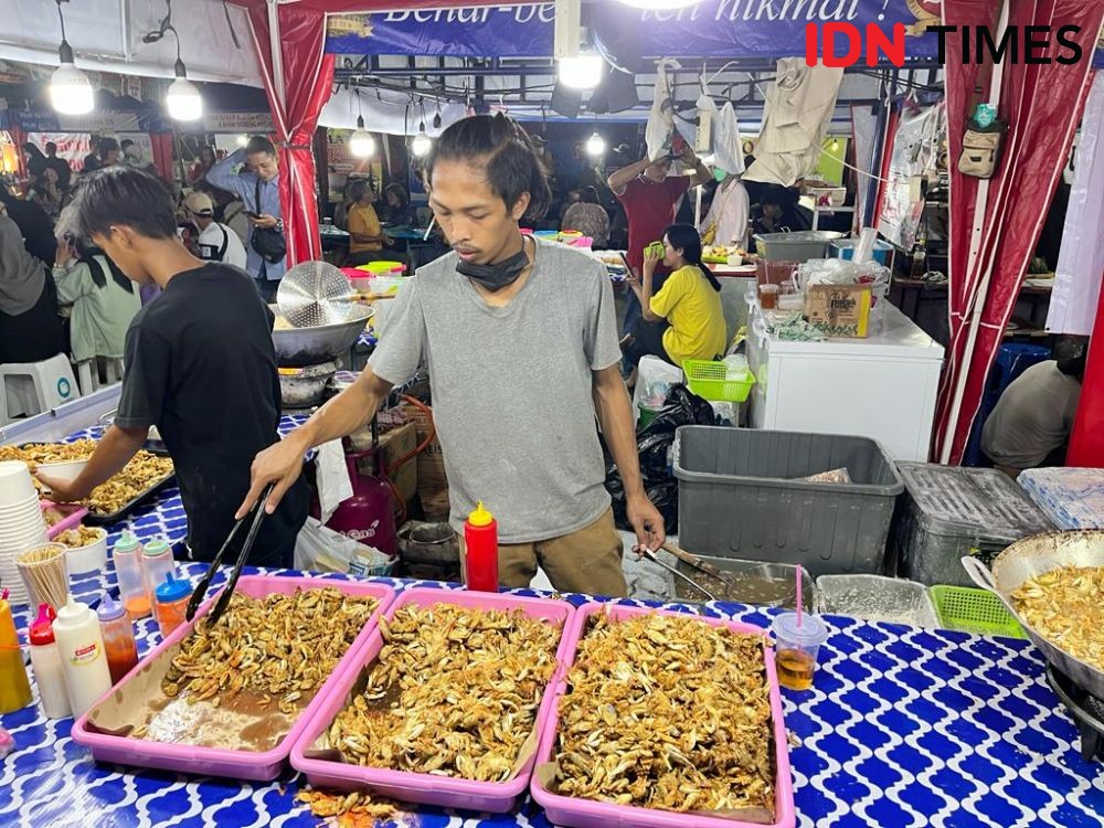 7 Potret Festival Kuliner di Kota Lama Semarang, Bikin Lapar Mata, Diserbu Pemudik