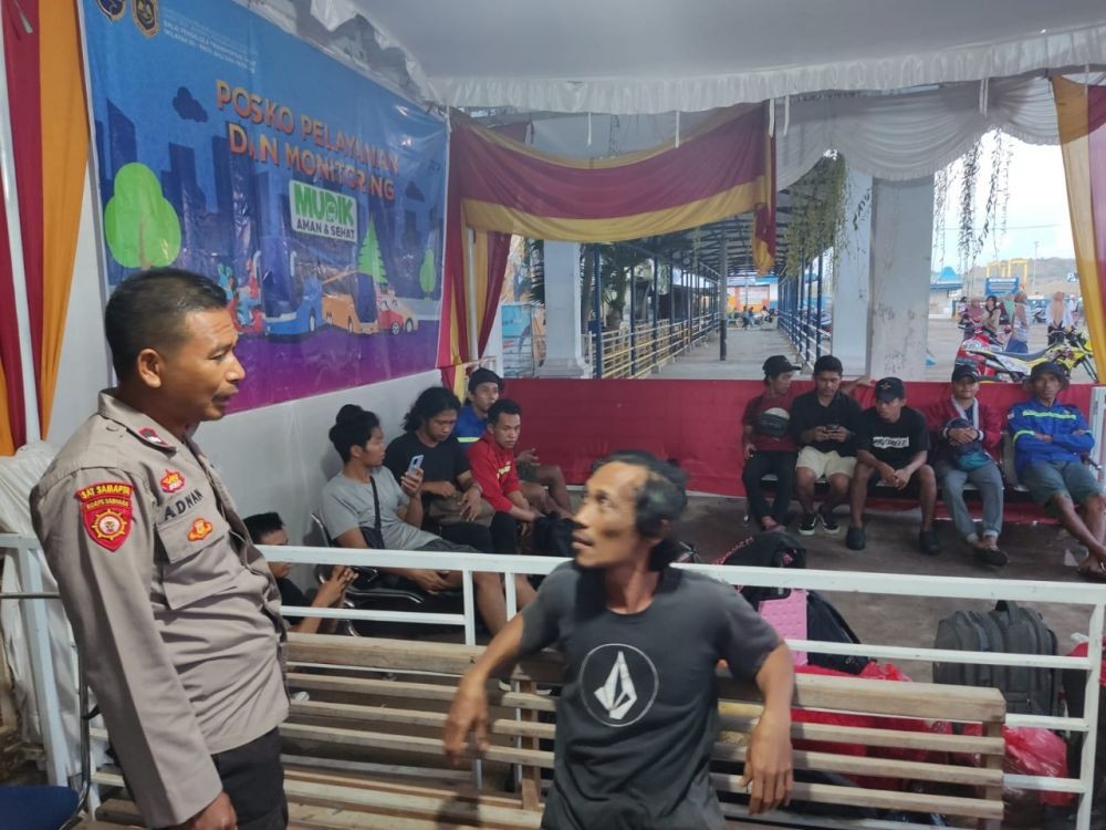 KM Permata Asia Tenggelam di Perairan Bima, 18 ABK Selamat