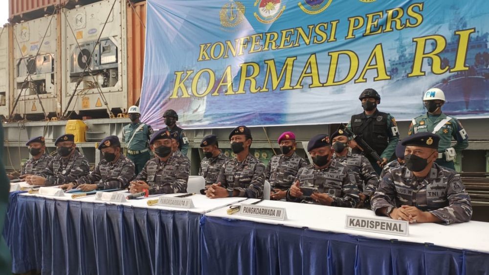 TNI AL Hentikan Kapal Asing yang Bawa Minyak Goreng Menuju Malaysia