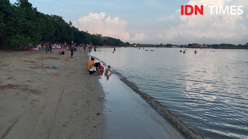 10 Potret Wisata Pantai Pailus di Jepara, Liburan Asyik untuk Healing