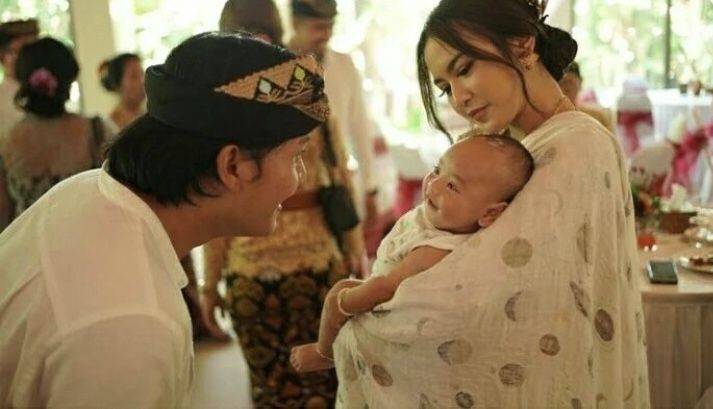 10 Momen Rizky Febian Hadiri Acara Keluarga Mahalini Di Bali