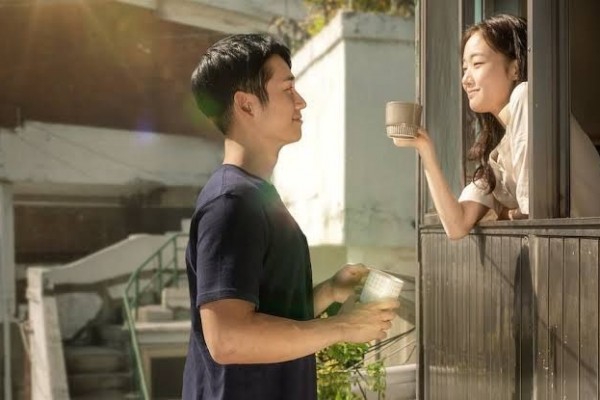 7 Rekomendasi Film Romantis Netflix, Bikin Gemas!