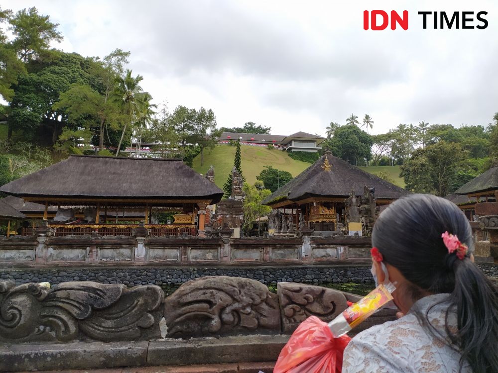 Pengunjung Diintip di Ruang Ganti Pakaian Tirta Empul