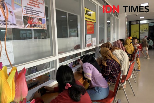 Dukcapil Terima hingga 200 Pengajuan Pindah KK per Hari, Jelang PPDB?