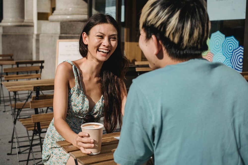 5 Cara Menghadapi Teman yang Sok Senior di Tongkrongan, Sudah Tahu?