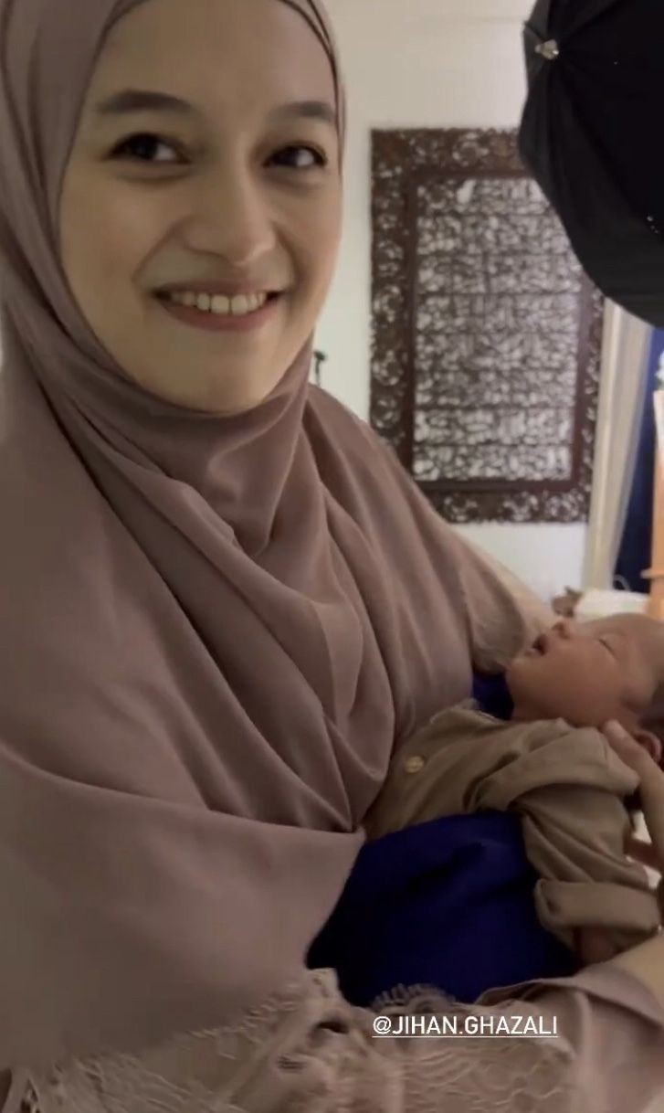 Momen Tasyakuran Aqiqah Baby B, Anak Pertama Ustaz Syam