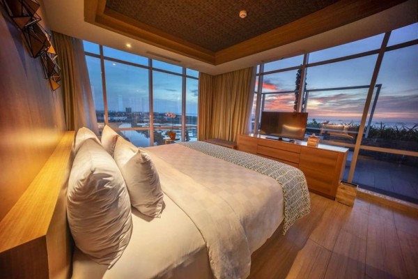 5 Hotel Mewah di Kawasan Pantai Losari, Liburan Dijamin Komplet!