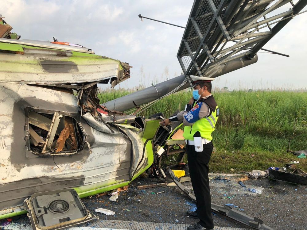 Sudah Sehat, Sopir Bus Pariwisata Kecelakaan Tol Ditahan