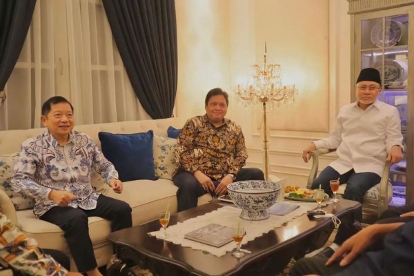Pembentukan Koalisi Indonesia Bersatu Diduga karena Arahan Istana