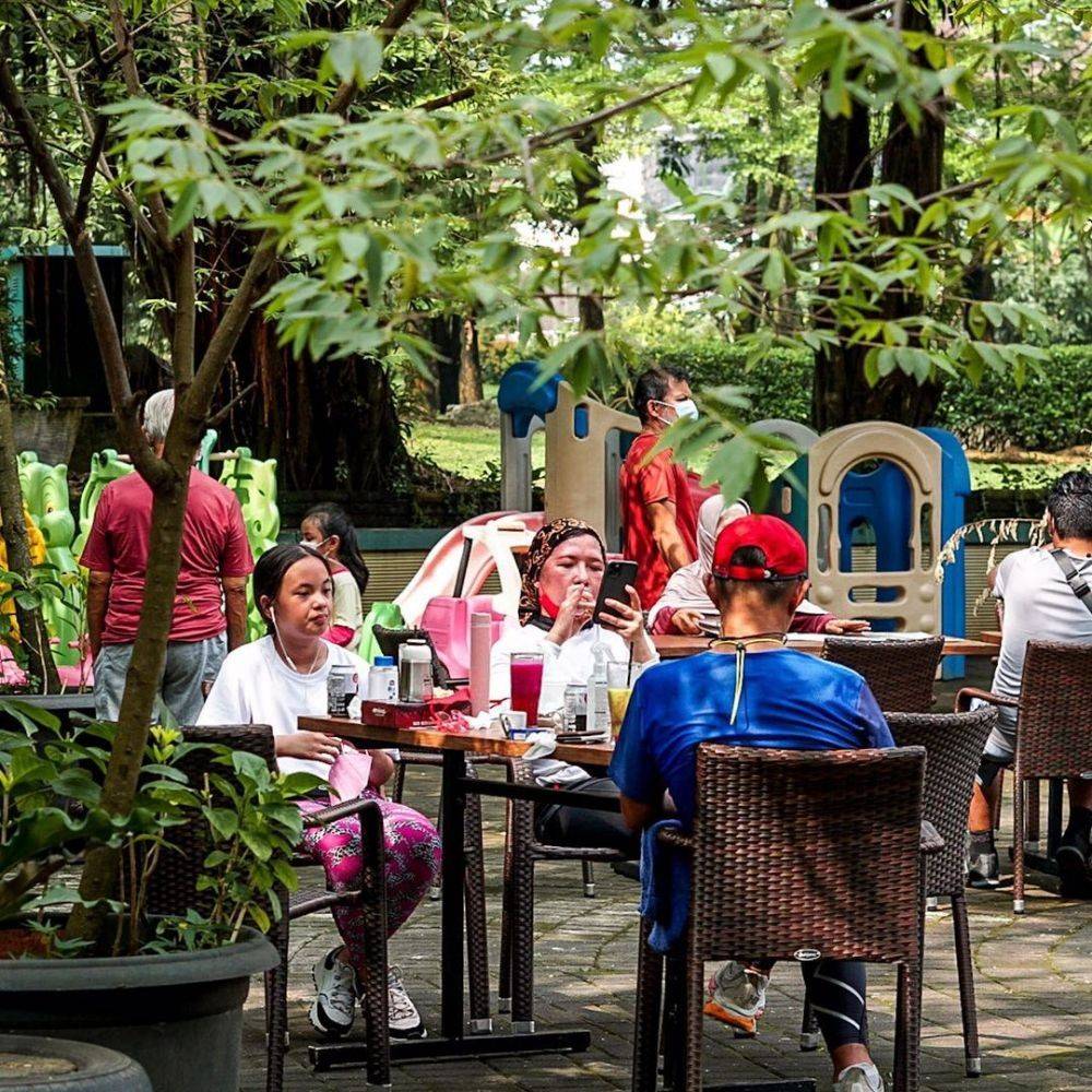 Tempat Makan Di BSD Dengan Pemandangan Alam Yang Menenangkan