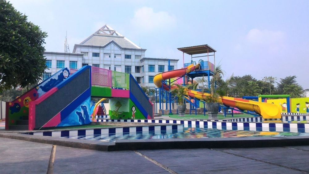 Panas dan Gerah? Main Air di 5 Waterpark di Cilegon Ini