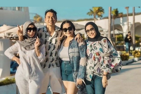 Sedang Disorot, 10 Kebersamaan Mimi Bayuh dan Nagita Slavina