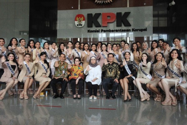 KPK Minta 45 Finalis Puteri Indonesia Jadi Penyuluh Antikorupsi