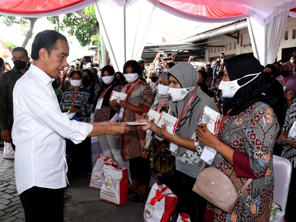 Harga Beras Naik, Jokowi: Pemerintah Terus Operasi Pasar Besar-Besaran