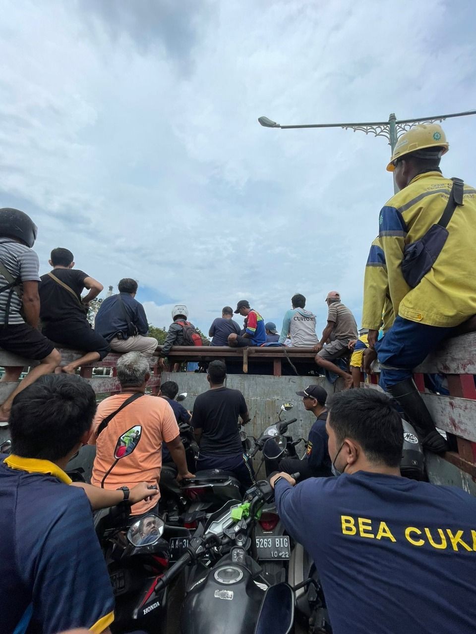 4 Hari Banjir di Pelabuhan Tanjung Emas, Layanan Ekspor Impor Kembali Beroperasi