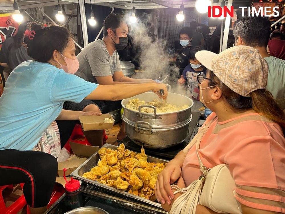 Buka Lagi, Warga Lepas Rindu di Waroeng Semawis Pecinan Semarang