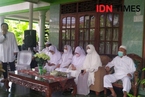 Mimpi Ibu Kini Terwujud, 6 Anggota Keluarga di Lampung Haji Bersama