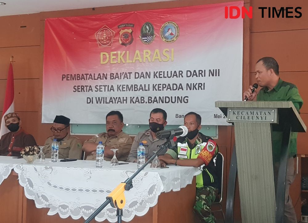 49 Orang Warga Kabupaten Bandung Mencabut Janji pada NII 