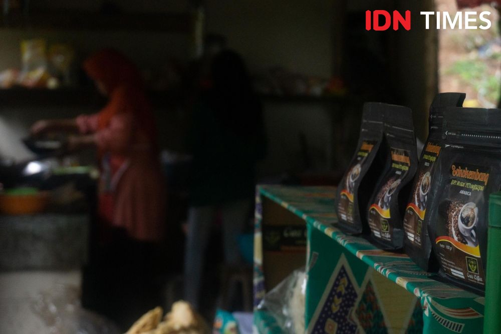 Kopi Owa, Solusi Mapan Konservasi Hutan Hujan Tropis di Pekalongan