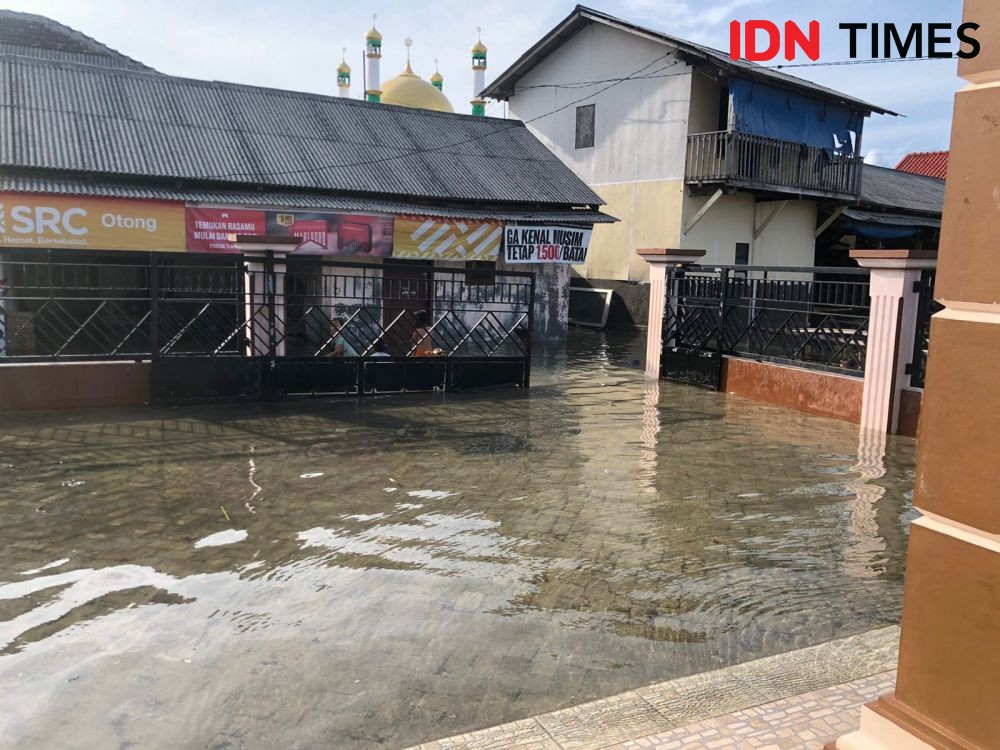 Waspada! Potensi Banjir Rob di 5 Wilayah Pesisir Lampung 13-19 Juni