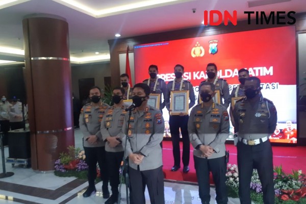 Bawa Timnas Voli Raih Emas Sea Games, 5 Polisi Jatim Dapat Ini