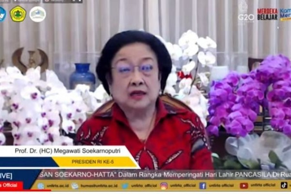 Tak Hadiri Upacara Hari Pancasila, Megawati Ketemu Rektor