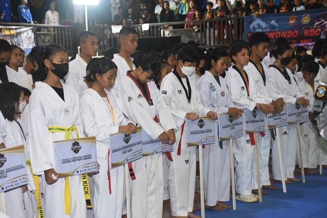 821 Atlet Ikut Kejuaraan Taekwondo Piala Rektor UNHI 2022