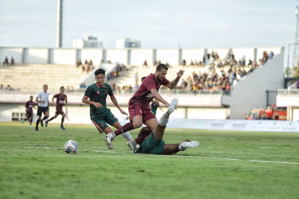 PSM Vs Persita, Persaingan Ketat di Papan Atas