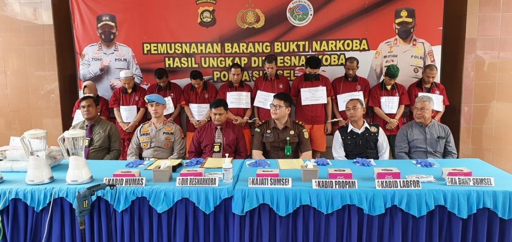 Polda Sumsel Musnahkan 11,6 Kilogram Sabu Hasil Tangkapan April 2022