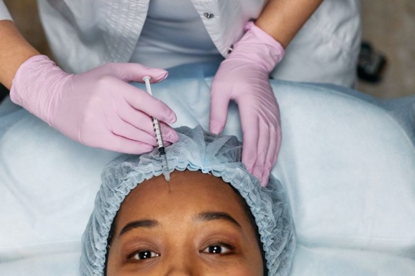 9 Kondisi yang Bisa Diatasi dengan Botox, Bukan Hanya Kerutan