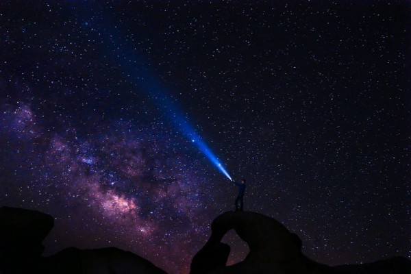 7 Fenomena Langit Juni 2022, Yuk, Lihat Planet dan Meteor!
