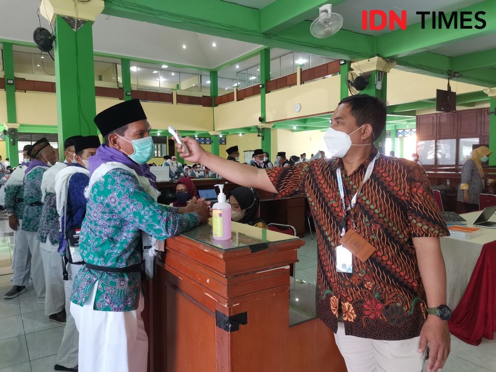 1.437 Jemaah Haji Tiba di Embarkasi Solo, Tak Ada Karantina COVID-19