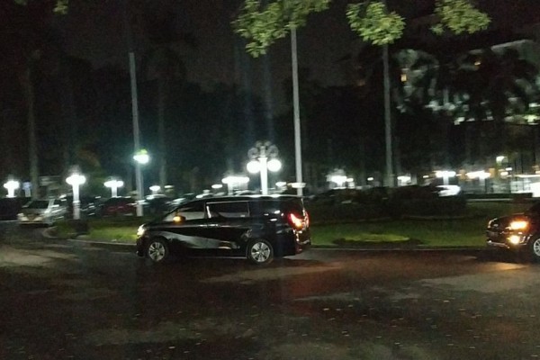 Ridwan Kamil dan Keluarga Telah Tiba di Rumah Dinas Gedung Pakuan