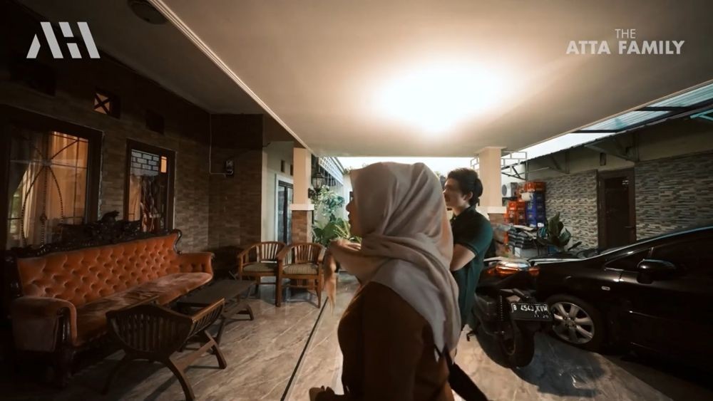 11 Potret Rumah Fadil Jaidi, Kamarnya Luas dan Mewah Banget
