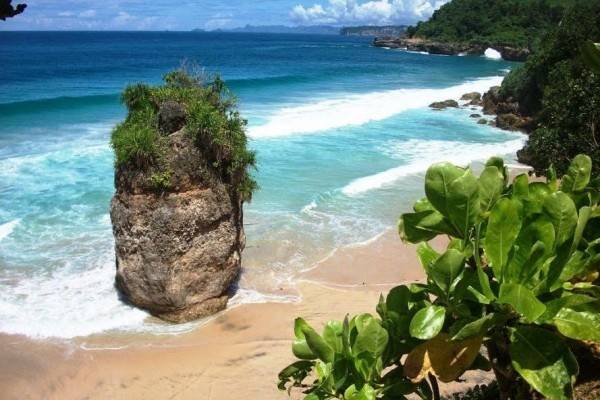 Wisata Pantai Paling Indah Di Tulungagung