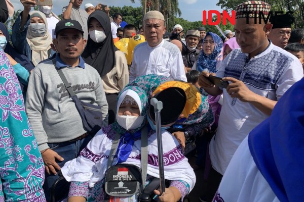 CJH Lampung Hampir Usia 65, Daftar Bareng Suami Berangkat sama Anak