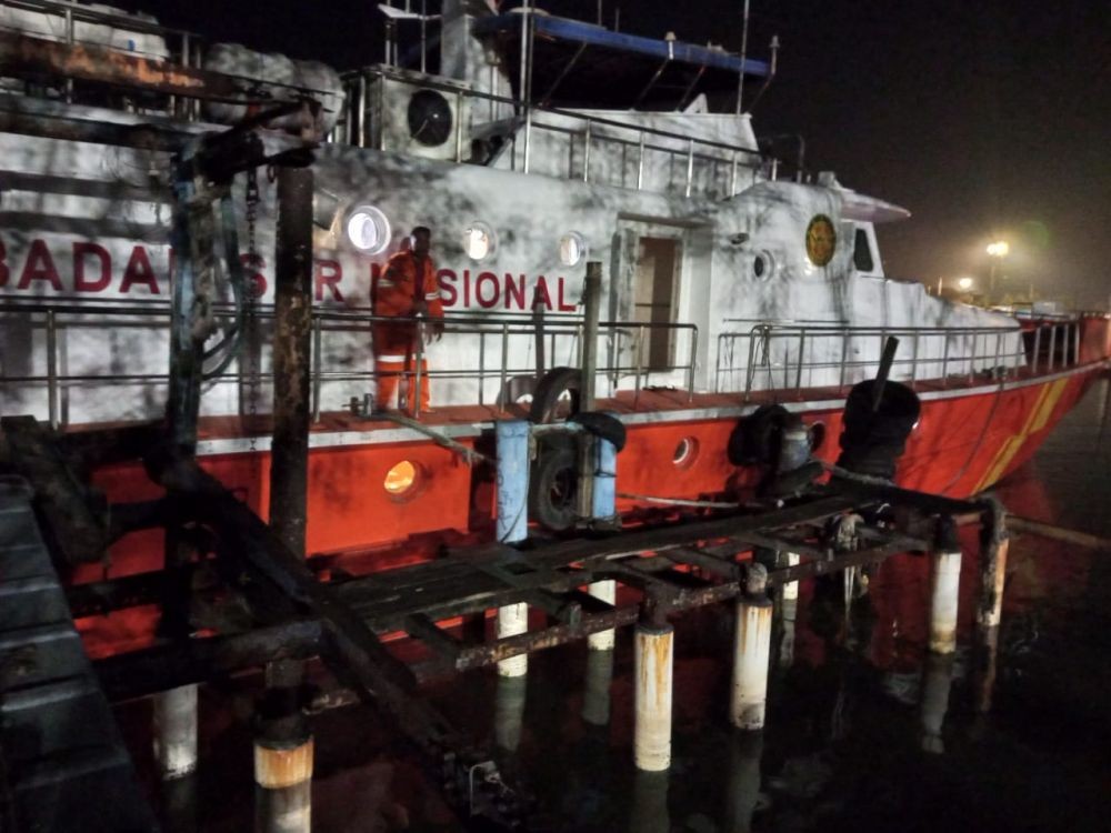 Kapal Pengangkut Wisatawan Asing Alami Gangguan Mesin di Selat Lombok 