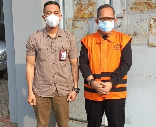 Kena OTT KPK, Hakim Itong Mulai Ditahan di Rutan Medaeng