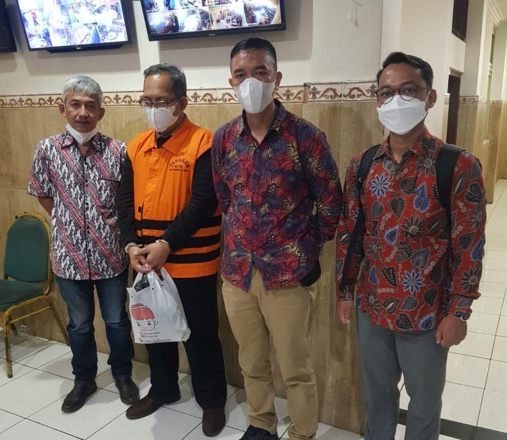 Kena OTT KPK, Hakim Itong Mulai Ditahan di Rutan Medaeng