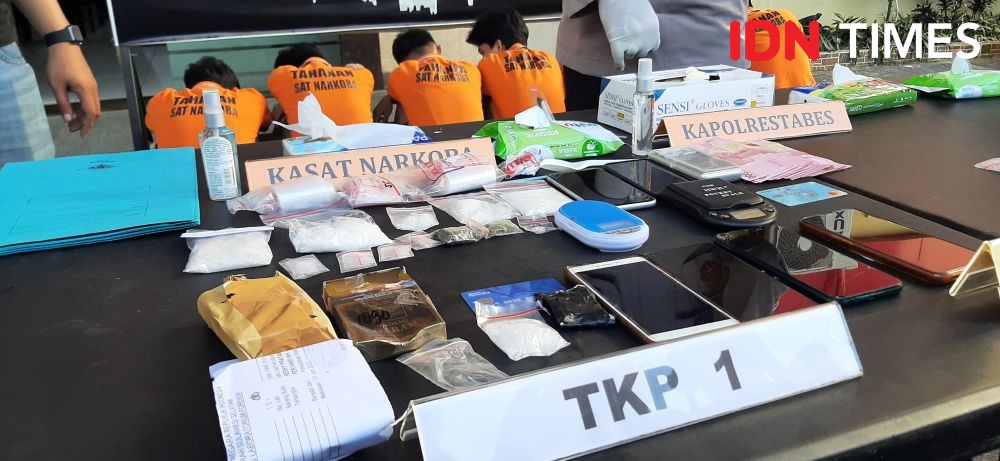 Polrestabes Makassar Bongkar Sindikat Jual Beli Narkoba di Instagram