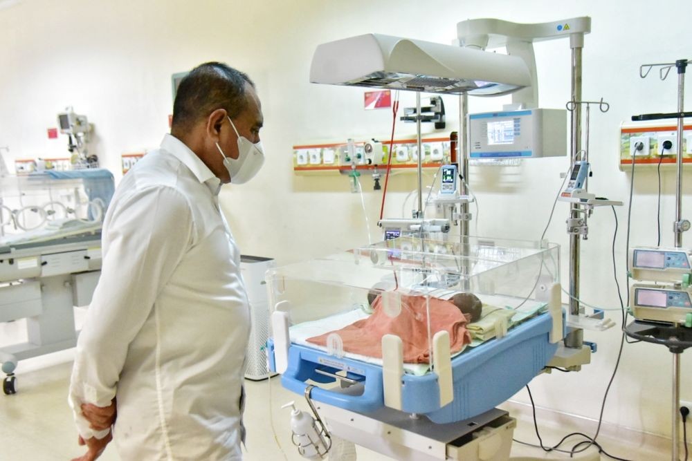 Operasi Pemisahan Bayi Kembar Dempet Perut asal Asahan Dipertimbangkan