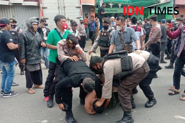 2 Jurnalis Lampung jadi Korban Kericuhan di Kantor Khilafatul Muslimin