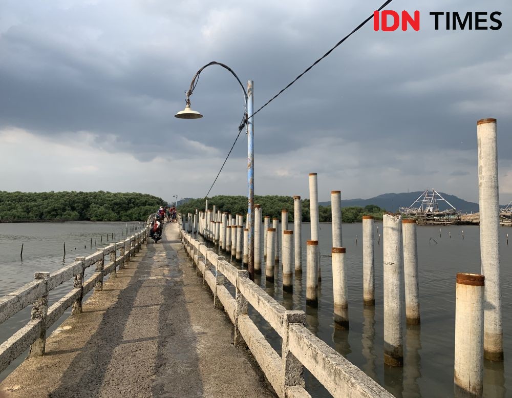 Lantai dan Dinding Jembatan Baru Pulau Pasaran Selesai Akhir 2022