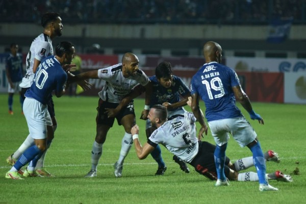 4 Tim yang Lolos ke Perempat Final Piala Presiden 2022