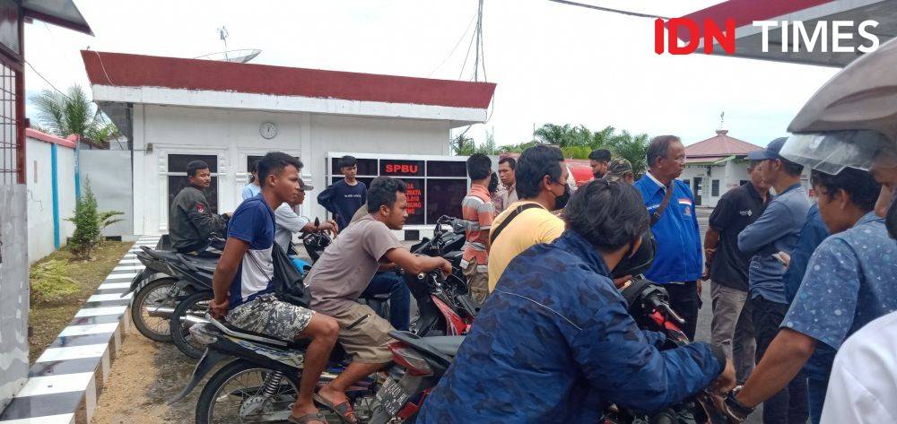 Bensin Di SPBU Di Tapteng Bercampur Air, Belasan Motor Mogok