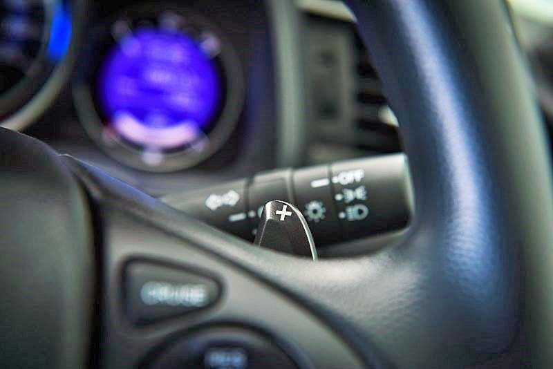 Honda Jazz: Harga dan Spesifikasi