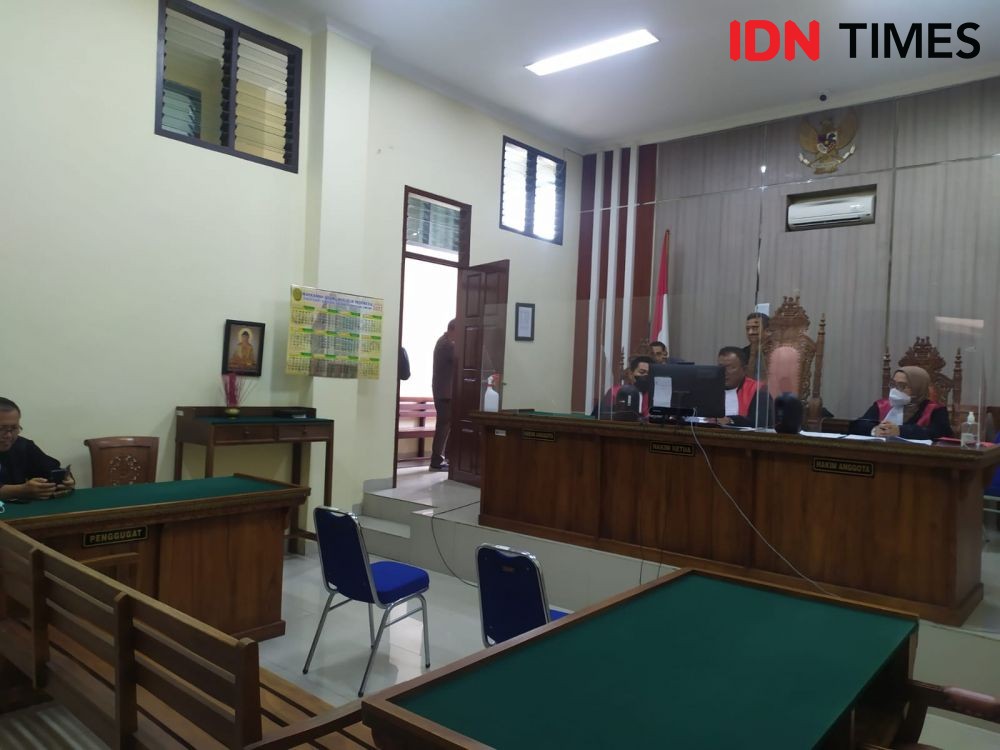 Majelis Hakim PN Tanjungkarang Vonis Bebas Terdakwa Sabu 92 Kg